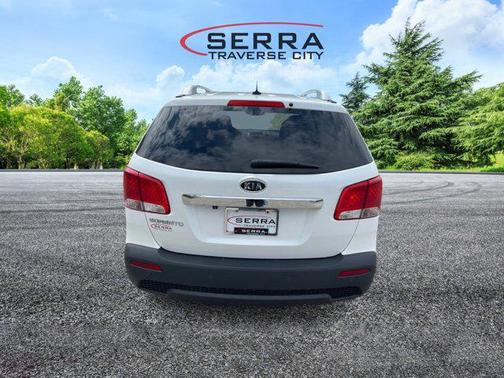 2011 Kia Sorento LX