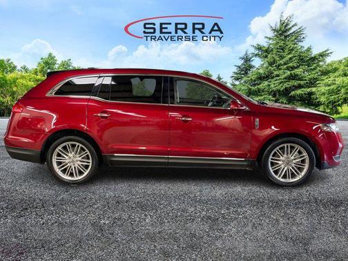 2019 Lincoln MKT Standard