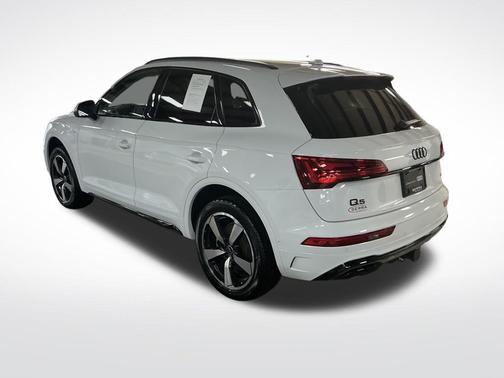 2023 Audi Q5 45 S line Prestige