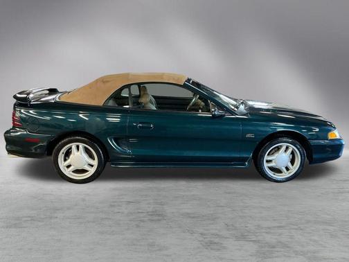 1995 Ford Mustang GT