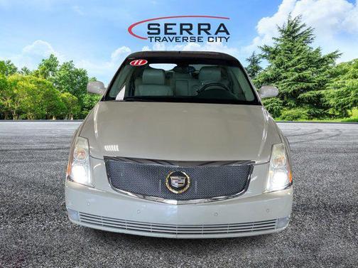 2011 Cadillac DTS Luxury Collection