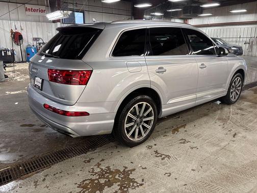 2017 Audi Q7 3.0T Premium
