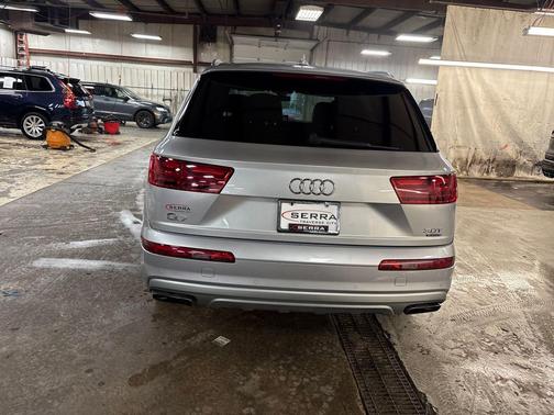 2017 Audi Q7 3.0T Premium