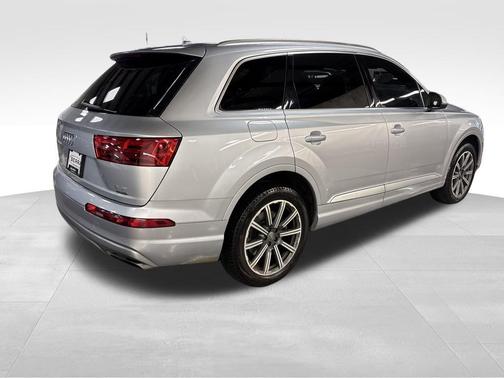 2017 Audi Q7 3.0T Premium