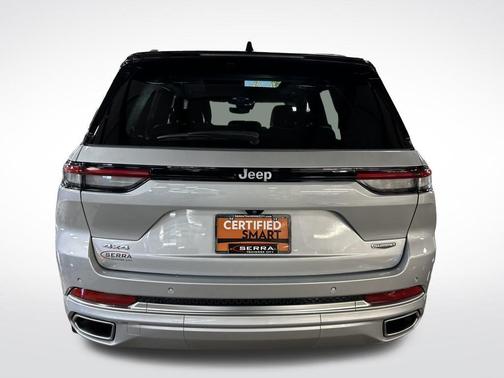 2024 Jeep Grand Cherokee Summit