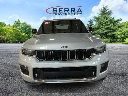 2022 Jeep Grand Cherokee Overland