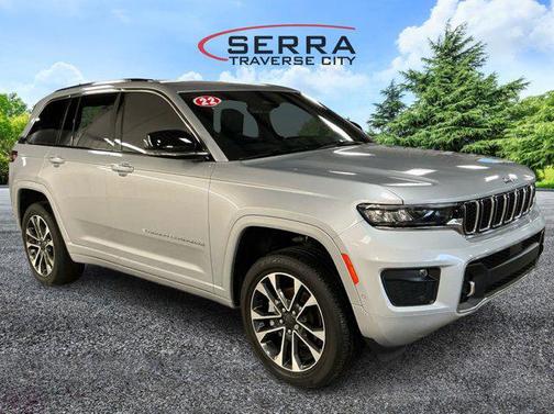 2022 Jeep Grand Cherokee Overland