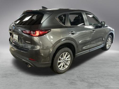 2022 Mazda CX-5 2.5 S Preferred Package