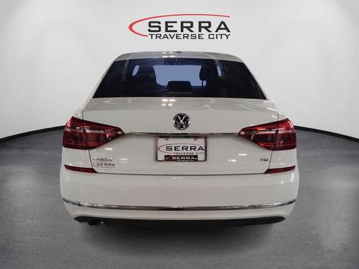 2017 Volkswagen Passat 1.8T S