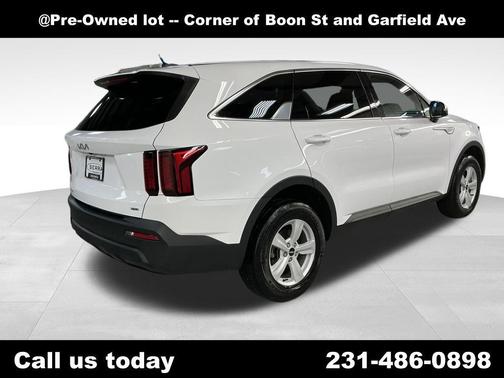 2023 Kia Sorento LX