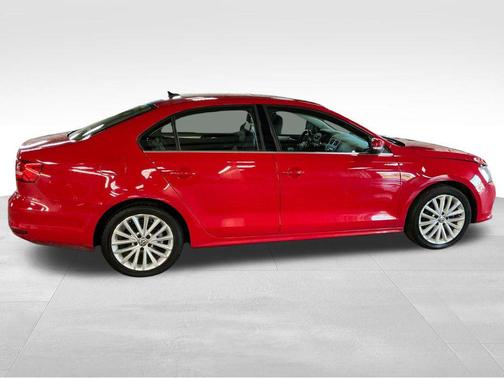 2015 Volkswagen Jetta Auto SE w/Connectivity/Navigation