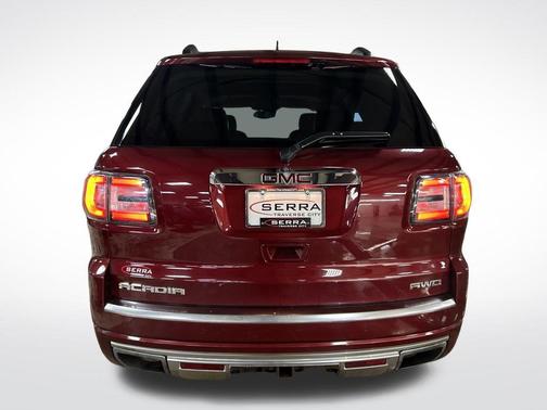 2015 GMC Acadia Denali