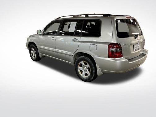 2004 Toyota Highlander Base
