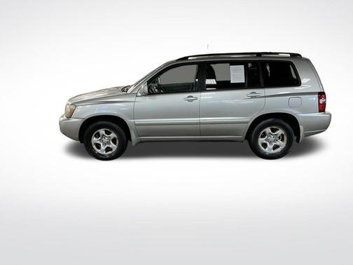 2004 Toyota Highlander Base