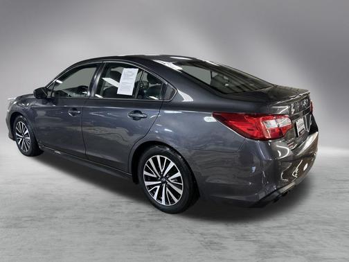 2018 Subaru Legacy Base