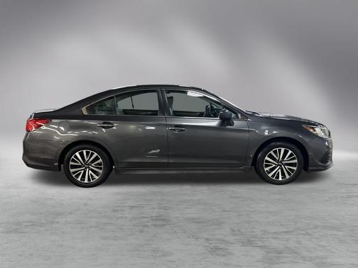 2018 Subaru Legacy Base