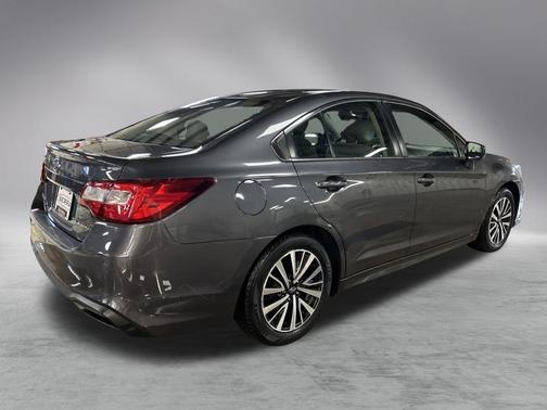 2018 Subaru Legacy Base