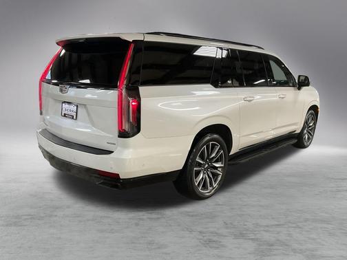 2021 Cadillac Escalade ESV Sport