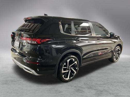 2023 Mitsubishi Outlander SE 2.5 S-AWC