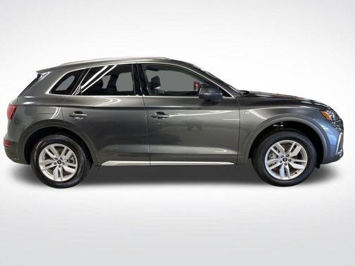 2023 Audi Q5 45 S line Premium