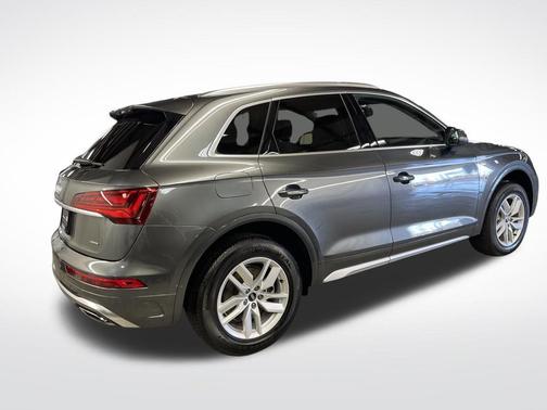 2023 Audi Q5 45 S line Premium