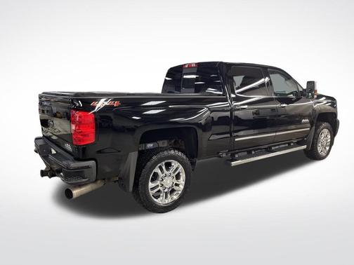 2019 Chevrolet Silverado 2500 High Country