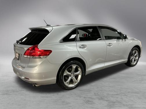 2010 Toyota Venza Base