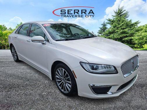 2020 Lincoln MKZ Standard