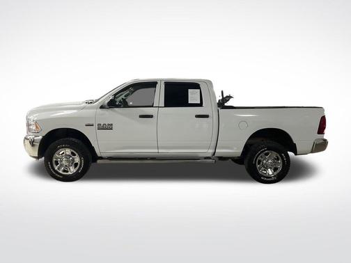 2017 RAM 2500 Tradesman Crew Cab 4x4 6'4' Box