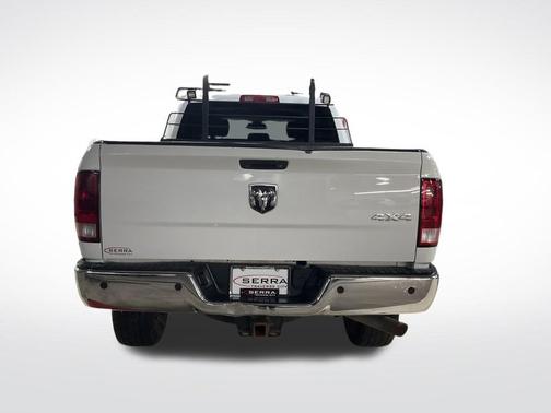 2017 RAM 2500 Tradesman Crew Cab 4x4 6'4' Box