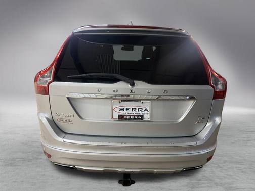 2014 Volvo XC60 T6 R-Design