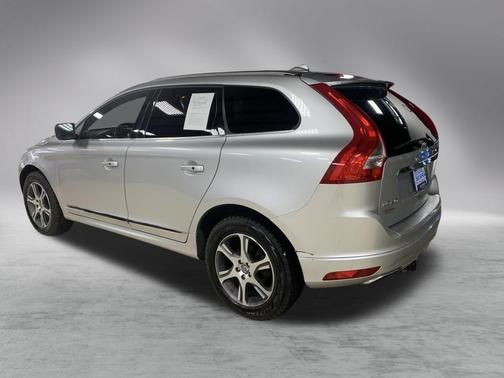 2014 Volvo XC60 T6 R-Design