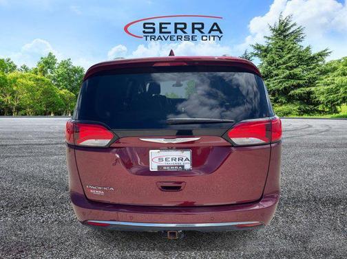 2018 Chrysler Pacifica Touring-L Plus