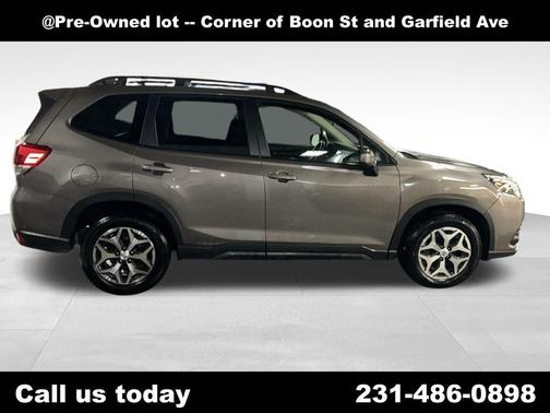 2023 Subaru Forester Premium