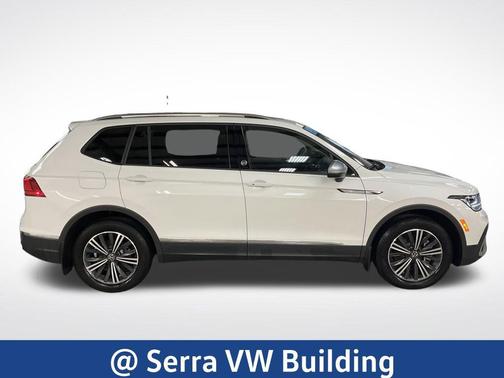 2024 Volkswagen Tiguan 2.0T Wolfsburg Edition