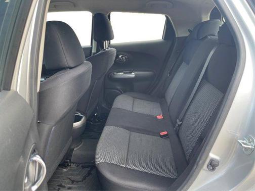2016 Nissan Juke SL
