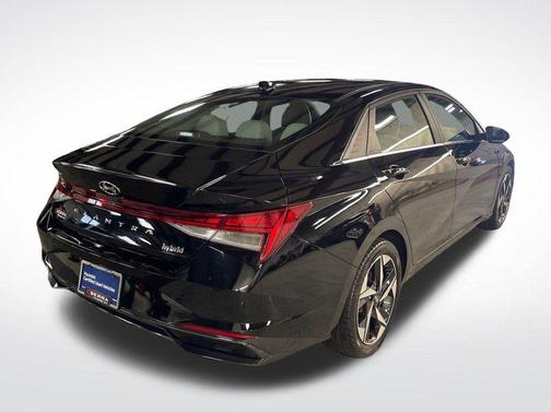 2023 Hyundai ELANTRA HEV Limited