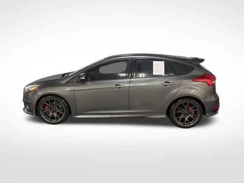 2016 Ford Focus ST ST