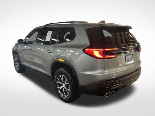2024 GMC Acadia AWD AT4