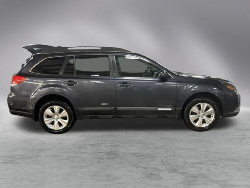 2010 Subaru Outback 3.6 R Limited