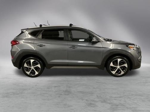 2016 Hyundai TUCSON Sport