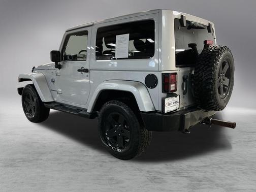 2012 Jeep Wrangler Sahara