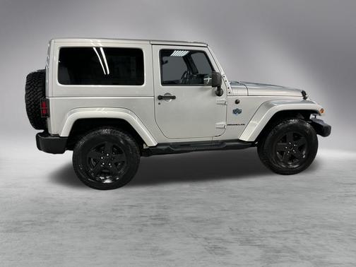 2012 Jeep Wrangler Sahara