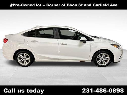 2016 Chevrolet Cruze LT Auto