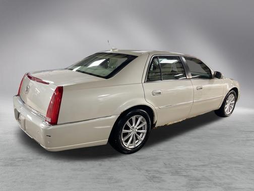 2009 Cadillac DTS 1SB