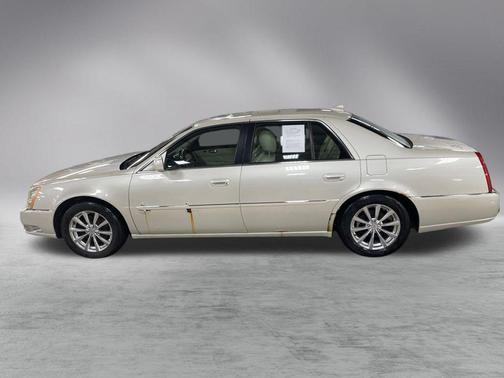 2009 Cadillac DTS 1SB
