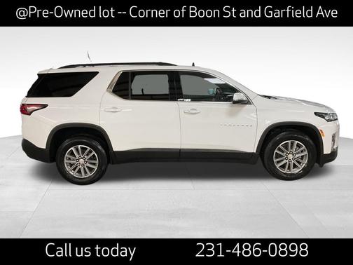 2023 Chevrolet Traverse LT Cloth