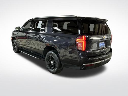 2024 Chevrolet Suburban LT