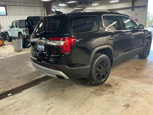 2023 GMC Acadia AWD SLE