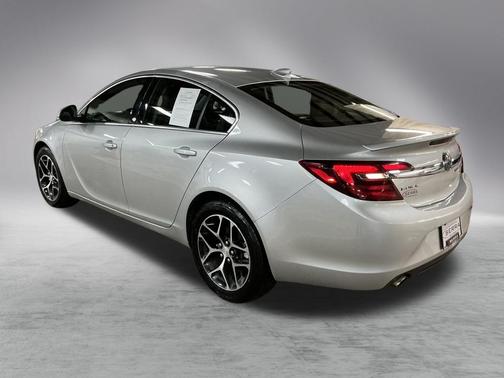 2017 Buick Regal Turbo Sport Touring